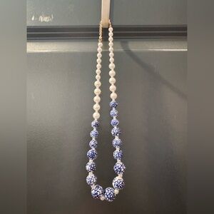 EUC Elegant Blue and White Beaded Necklace